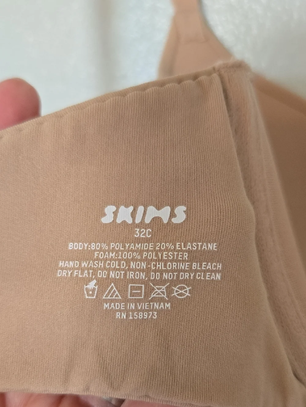 Skims | Nude Padded Underwire Bra Size 32C - Picture 5 of 6